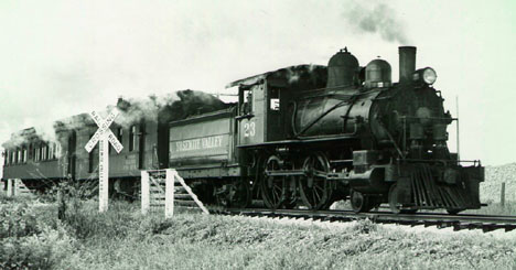 #23 and its train between Snelling and Merced Falls